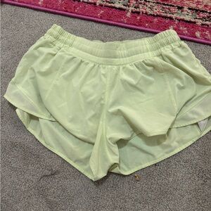 Lululemon low rise short. 2.5 inch